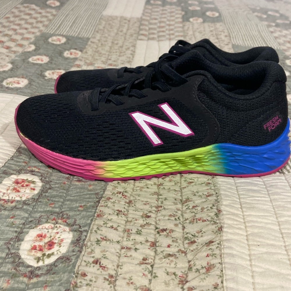 New Balance kids sneakers size 2Y